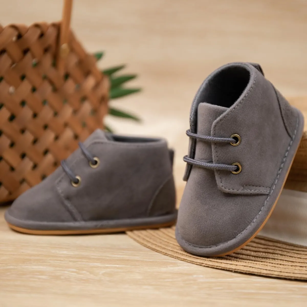 CENCIRILY Baby Booties Newborn Girl Boy shoes Infant Fleece Cozy Fur Lining Winter Warm Ankle Boots Rubber Sole Anti-Slip Prewalker Boots
