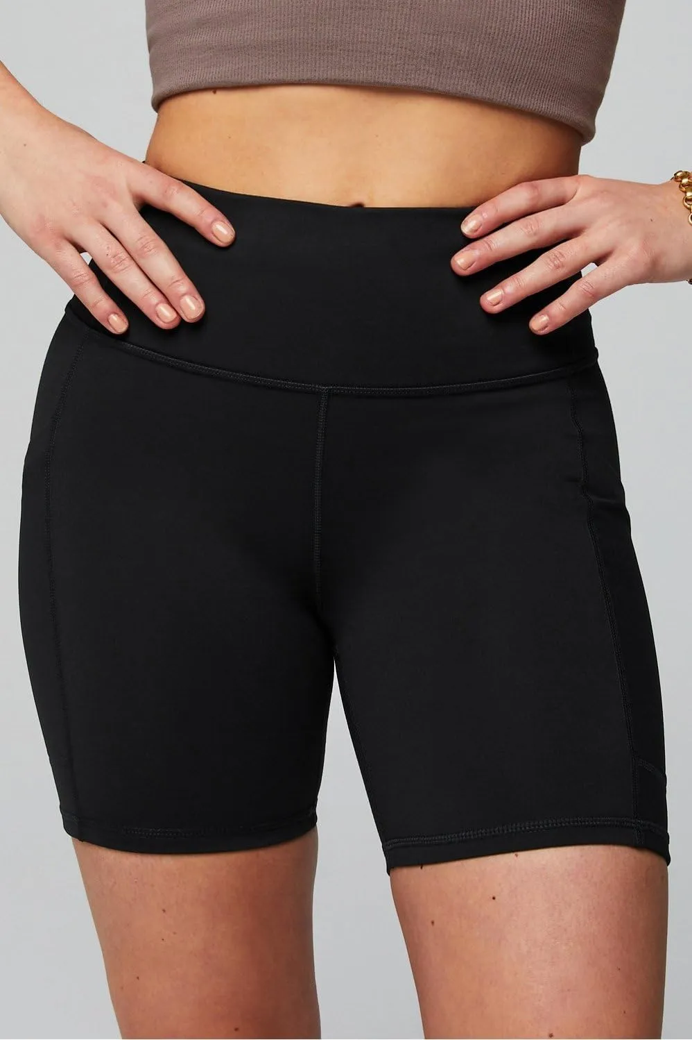 Fabletics Women's On-The-Go PowerHold Ultra HW 6'' Short, Maximum Compression, Flattering