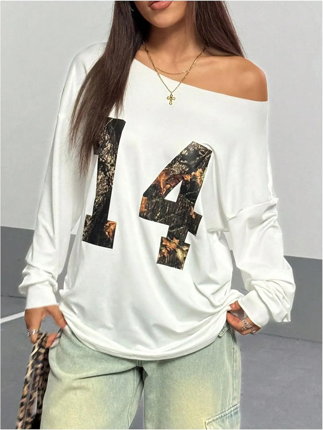 Verdusa Women's Letter Graphic Off The Shoulder T Shirts Long Sleeve Loose Sweatshirt Tee Tops