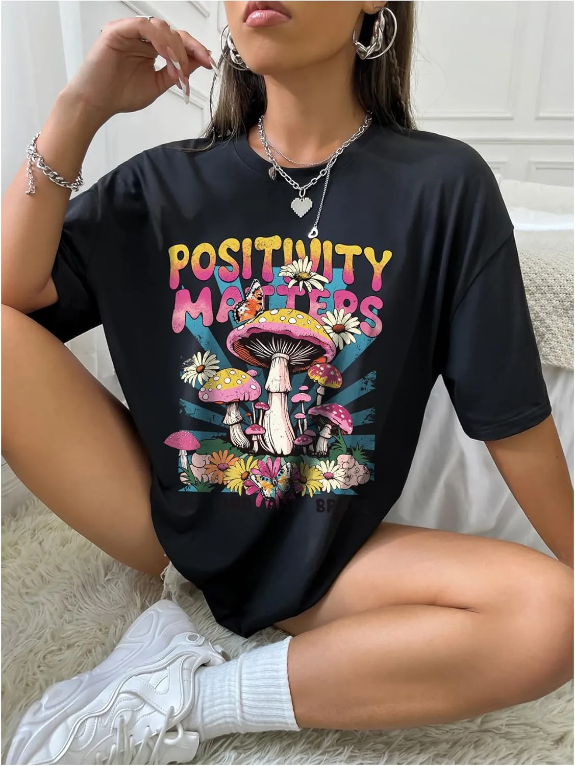 Verdusa Women's Oversized Graphic Tees Vintage Mushroom Print Crew Neck Half Sleeve T Shirts