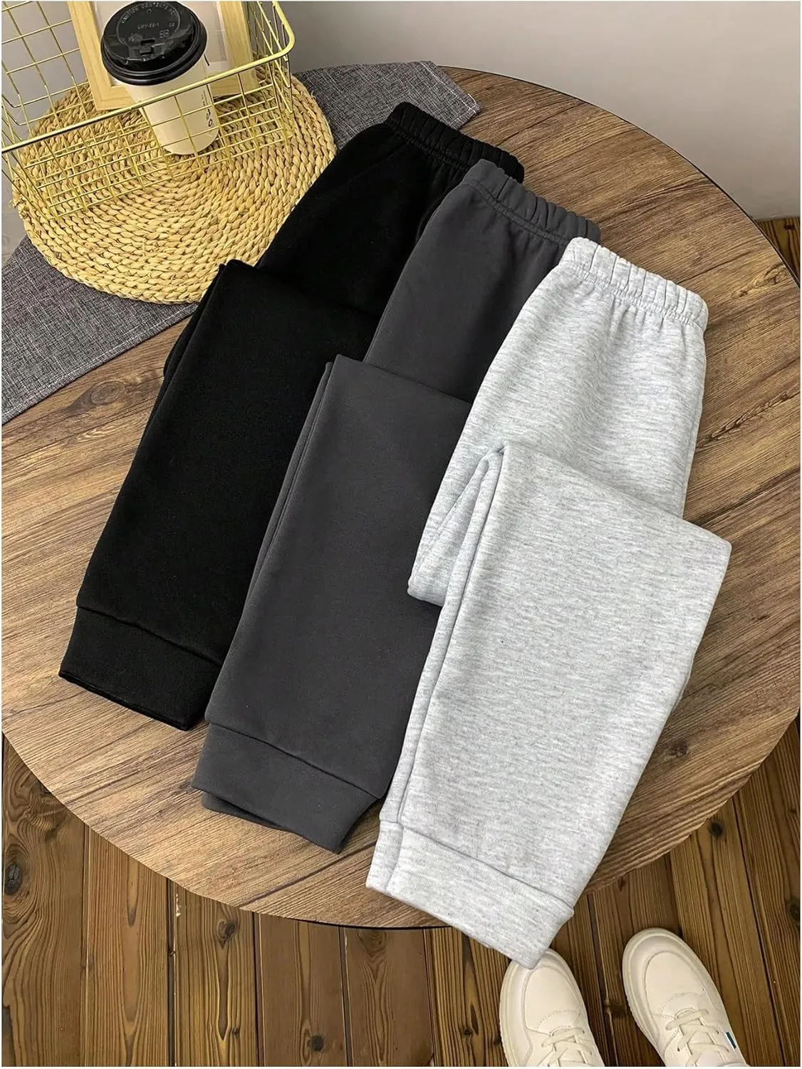 WDIRARA Boy's 3 Pack Letter Graphic Print Fleece Sweatpants Joggers Active Athletic Pants